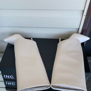 Brand New Never Worn off white boots